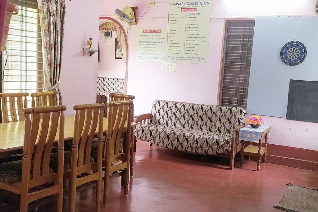 Runnin Airport - Homestay Gurpur Exterior foto